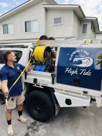 blocked drains
      being cleared by Hightide